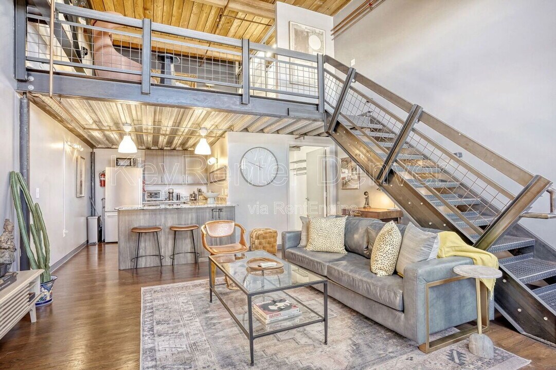 1111 Osage St in Denver, CO - Building Photo