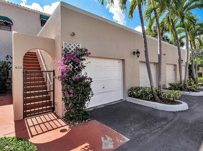 6638 Villa Sonrisa Dr-Unit -622 in Boca Raton, FL - Building Photo - Building Photo