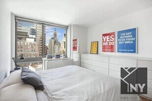 2 Maiden Ln, Unit 3906 in New York, NY - Building Photo