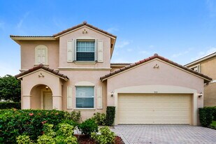 900 NW 126th Ave in Coral Springs, FL - Building Photo