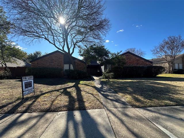 property at 1900 Tree House Ln
