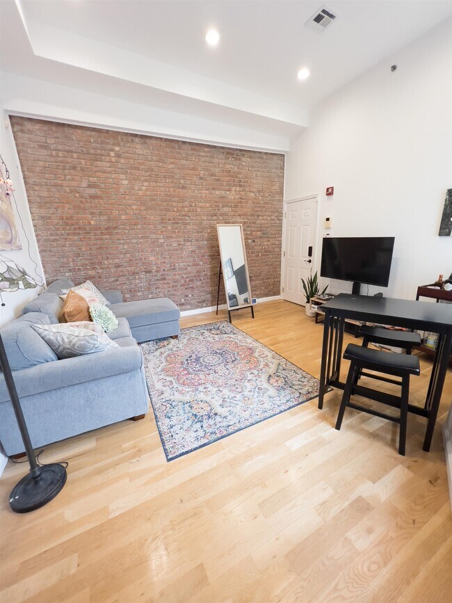 42 Prospect St in Jersey City, NJ - Building Photo - Building Photo