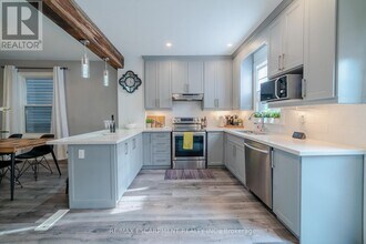 189 Lottridge St in Hamilton, ON - Building Photo - Building Photo