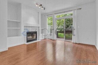 14387 SW Barrows Rd in Beaverton, OR - Building Photo - Building Photo