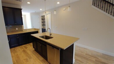 5164 Course Dr in Sarasota, FL - Building Photo - Building Photo