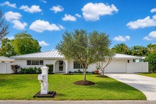 718 SW 27th Pl in Boynton Beach, FL - Building Photo