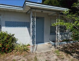 1300 Virginia Dr SW in Winter Haven, FL - Building Photo