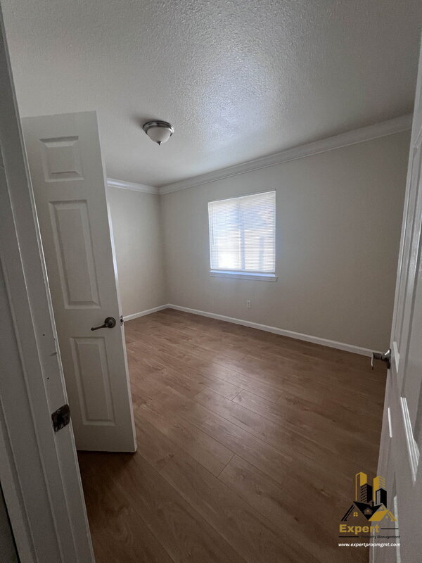 480 Lindley Dr in Sacramento, CA - Building Photo - Building Photo