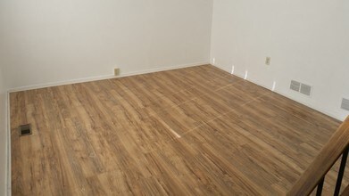 313 Laporte Ct, Unit R207 in Cranberry Township, PA - Foto de edificio - Building Photo