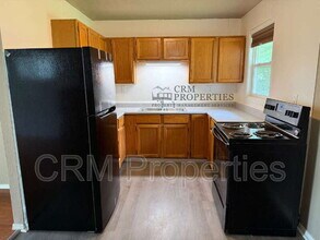 5104 Wea Dr in Kokomo, IN - Building Photo - Building Photo