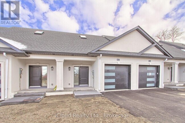 263 Barrie St in Bradford West Gwillimbury, ON - Building Photo - Building Photo