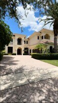 9407 Bridgebrook Dr in Boca Raton, FL - Building Photo