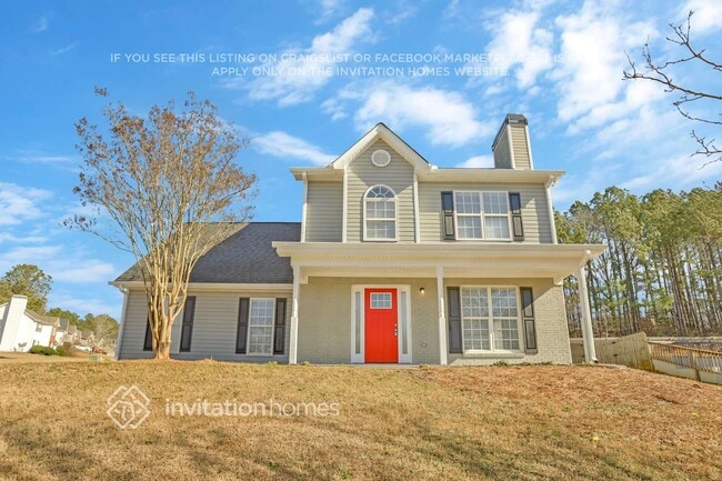 property at 115 E Lawn Dr