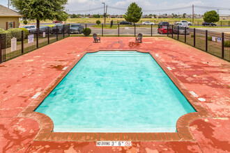 ARBOR OAKS in Odessa, TX - Foto de edificio - Interior Photo