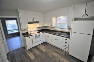 2733 Clayton Dr NW in Huntsville, AL - Building Photo - Building Photo