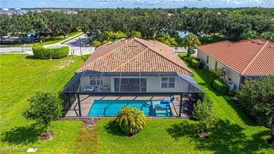 2079 Vermont Ln in Naples, FL - Building Photo - Building Photo