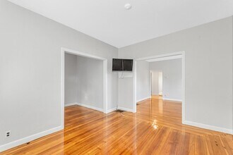 17 Weymouth Ave, Unit 1 in Boston, MA - Building Photo - Building Photo