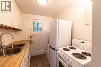 68 Arkledun Ave in Hamilton, ON - Building Photo - Building Photo