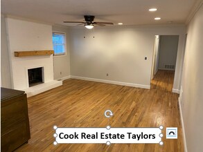 1 Wood Circle in Taylors, SC - Foto de edificio - Building Photo