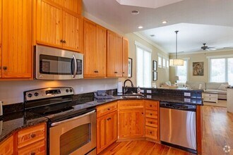 1347 Hancock St in Tallahassee, FL - Building Photo - Building Photo