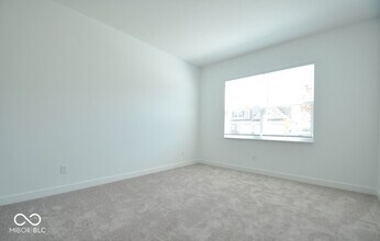 2054 Jasper Brk Ct in Whitestown, IN - Building Photo - Building Photo