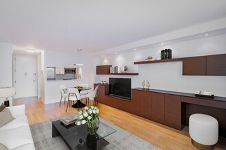 30 W 61st St in New York, NY - Building Photo - Building Photo