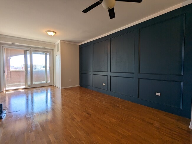 826 W Grace St, Unit 602 in Chicago, IL - Foto de edificio - Building Photo