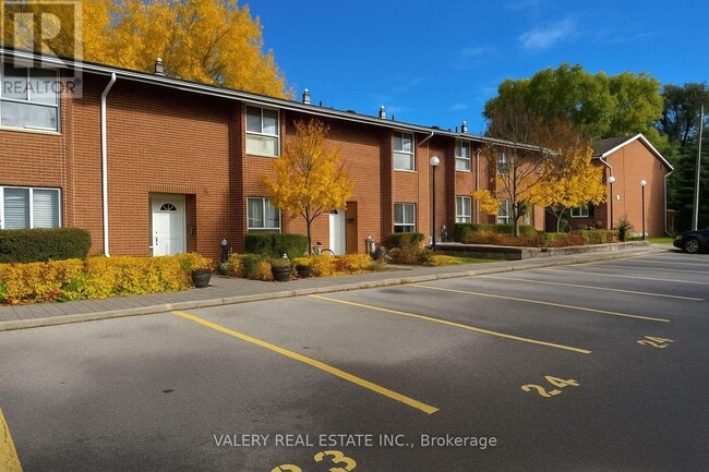 25 Romfield Circuit in Markham, ON - Building Photo - Building Photo