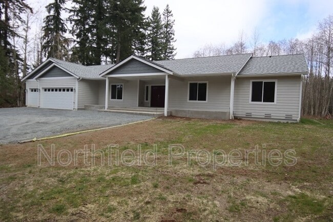 property at 11016 142nd St NE