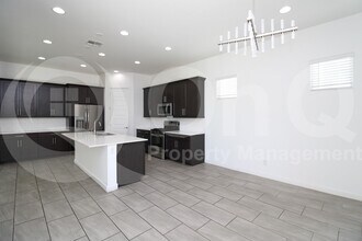 259 E Sagittarius Pl in Chandler, AZ - Foto de edificio - Building Photo