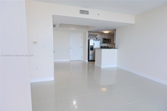 1861 NW S River Dr in Miami, FL - Building Photo - Building Photo