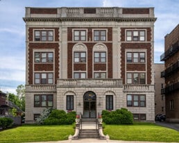 Shelbourne Apartments in Rochester, NY - Building Photo