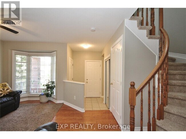 24 Wallsend Ave in Ottawa, ON - Building Photo - Building Photo