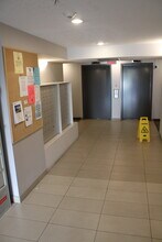 175 Panatella Hill NW in Calgary, AB - Building Photo - Building Photo
