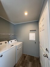 352 Trillum Trail in Oxford, MI - Building Photo - Building Photo