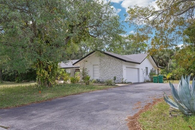 155 Old Tamiami Trail in Naples, FL - Building Photo - Building Photo