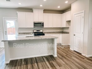 921 Portina Dr in Anna, TX - Building Photo - Building Photo