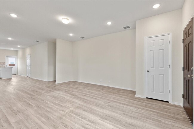 8144 Branch Hollow Trail in Fort Worth, TX - Building Photo - Building Photo