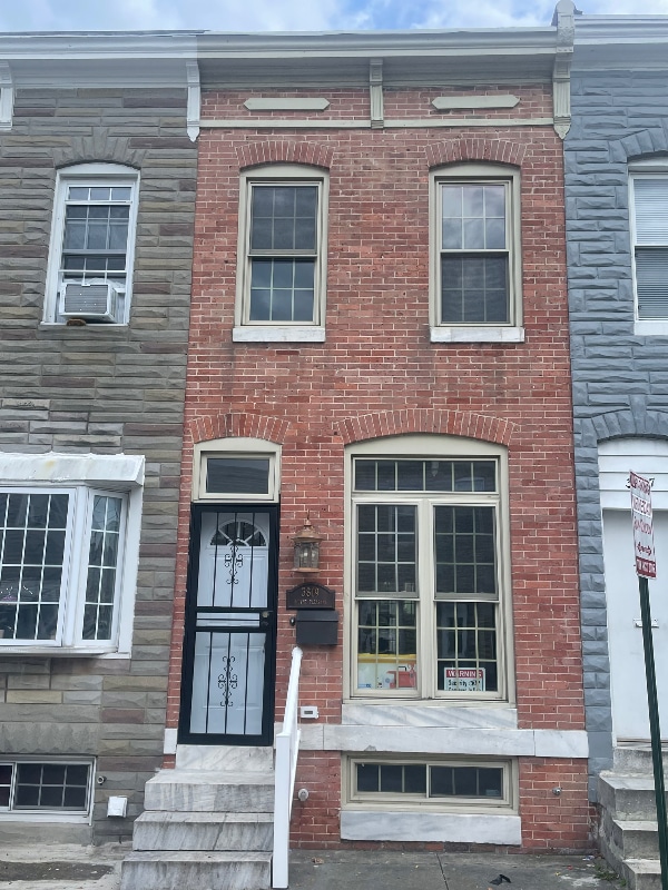 3819 Mt Pleasant Ave in Baltimore, MD - Foto de edificio - Building Photo