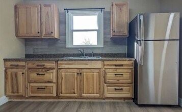 1999 Zehndner Ave in Arcata, CA - Building Photo - Building Photo