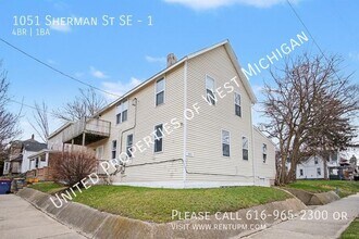 1051 Sherman St SE in Grand Rapids, MI - Building Photo - Building Photo