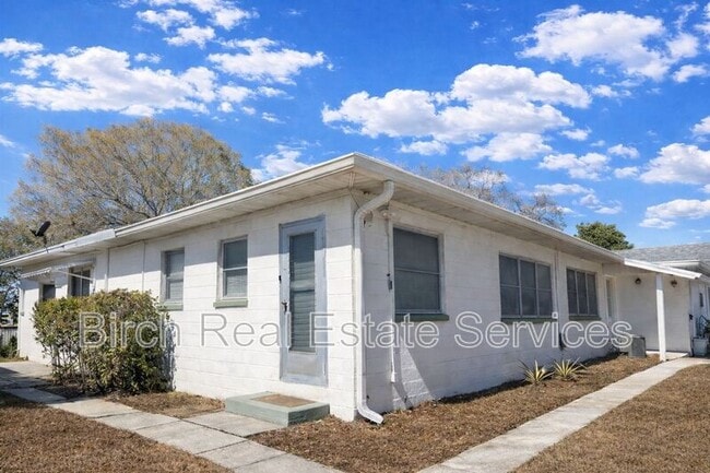 216 S Lincoln Ave in Clearwater, FL - Building Photo - Building Photo