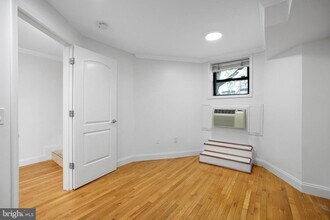 1828 California St NW in Washington, DC - Building Photo - Building Photo
