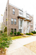 1009 12th Ave S in Nashville, TN - Building Photo - Building Photo