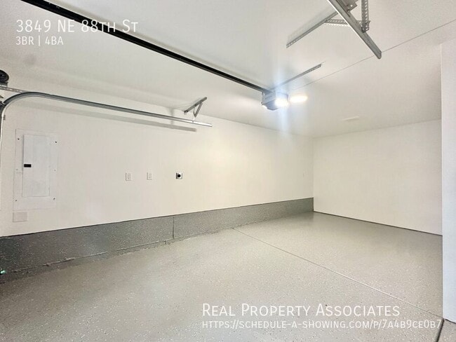 3849 NE 88th St in Seattle, WA - Building Photo - Building Photo