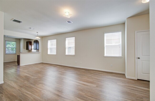 10410 Solitude Way in Houston, TX - Building Photo - Building Photo