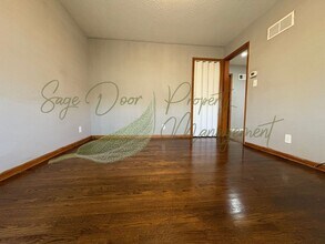 3213-3215 Marsh Ave in Kansas City, MO - Building Photo - Building Photo