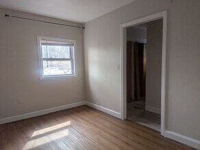 581 Proctor Ave, Unit 2 in Revere, MA - Foto de edificio - Building Photo