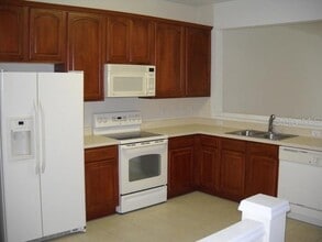 1160 Peralta Ct in Sanford, FL - Building Photo - Building Photo