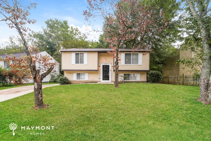 2130 Scarbrough Dr in Stone Mountain, GA - Building Photo